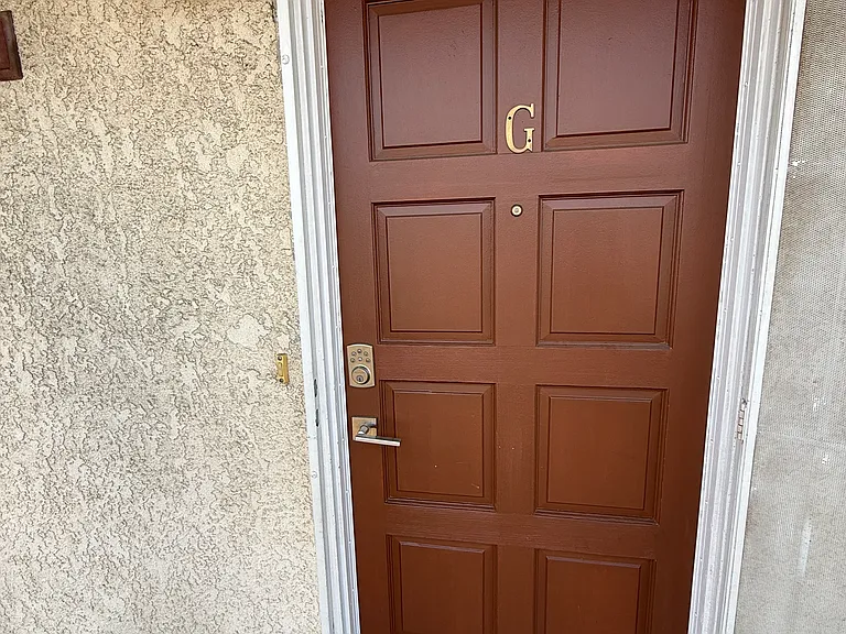 602 W California Ave — Photo 11