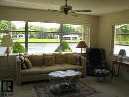 2nd image of 1484 Dundee Dr