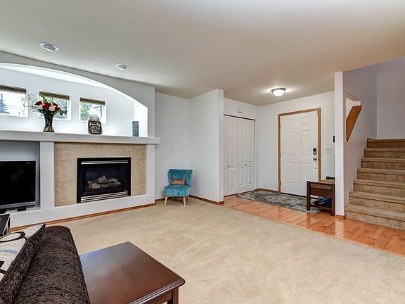 4th image of 27620 69th Ave NW