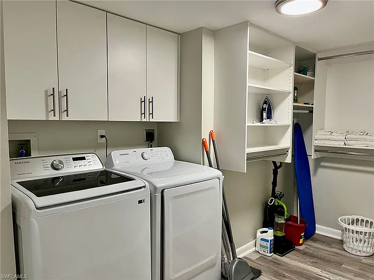 190 Palm Dr #1 — Photo 14
