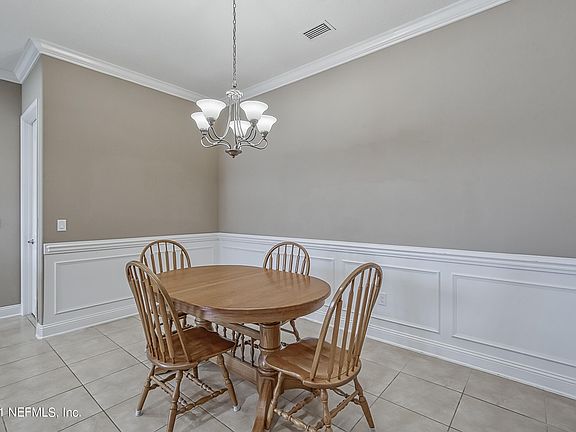 3rd image of 3953 Arbor Mill Cir