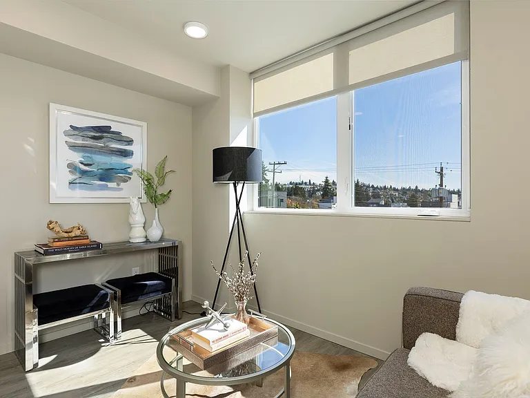 The Merz Luxury Apartments — Photo 31