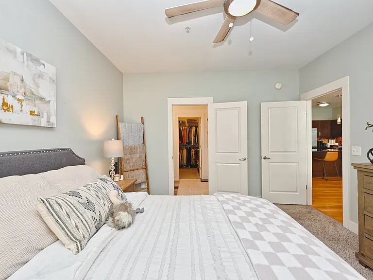 817 3rd Ave N #411 — Photo 9