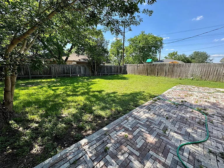 5218 Willowbend Blvd — Photo 24