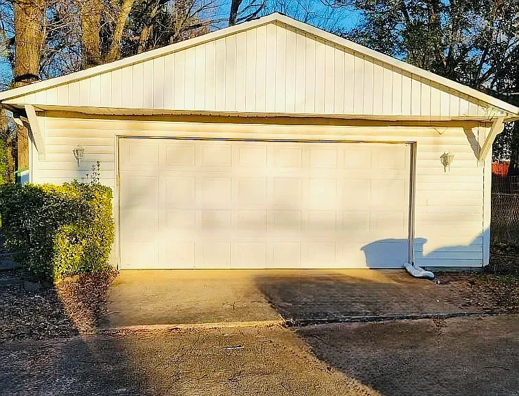 1902 Forney Dr NW — Photo 11