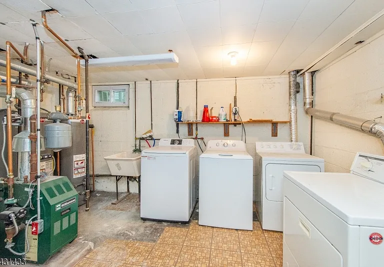 25 Whitfield St #1 — Photo 16
