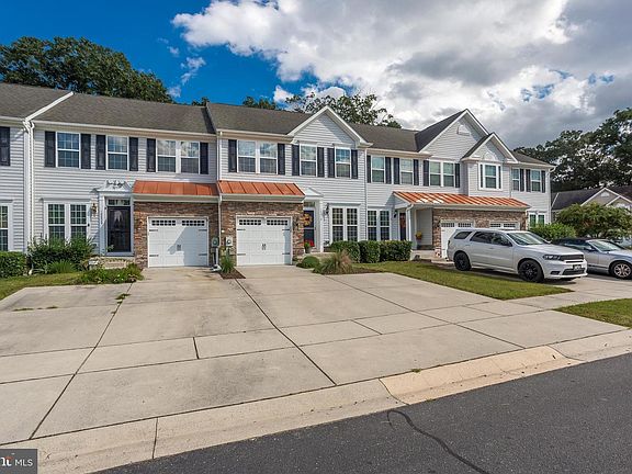 2nd image of 10018 Iron Pointe Dr