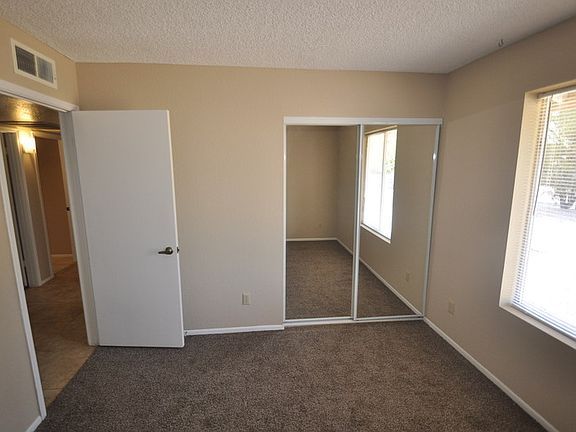5th image of 2640 W Wood Dr