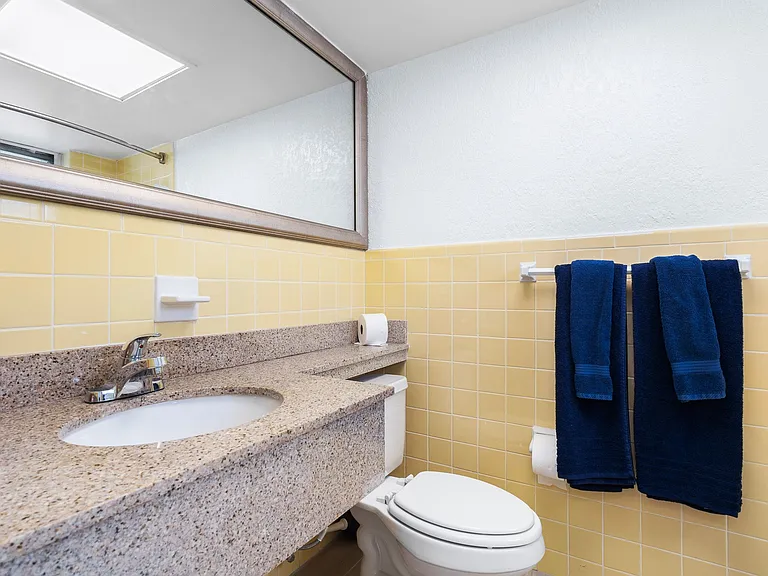 3001 N Federal Hwy #227 — Photo 6
