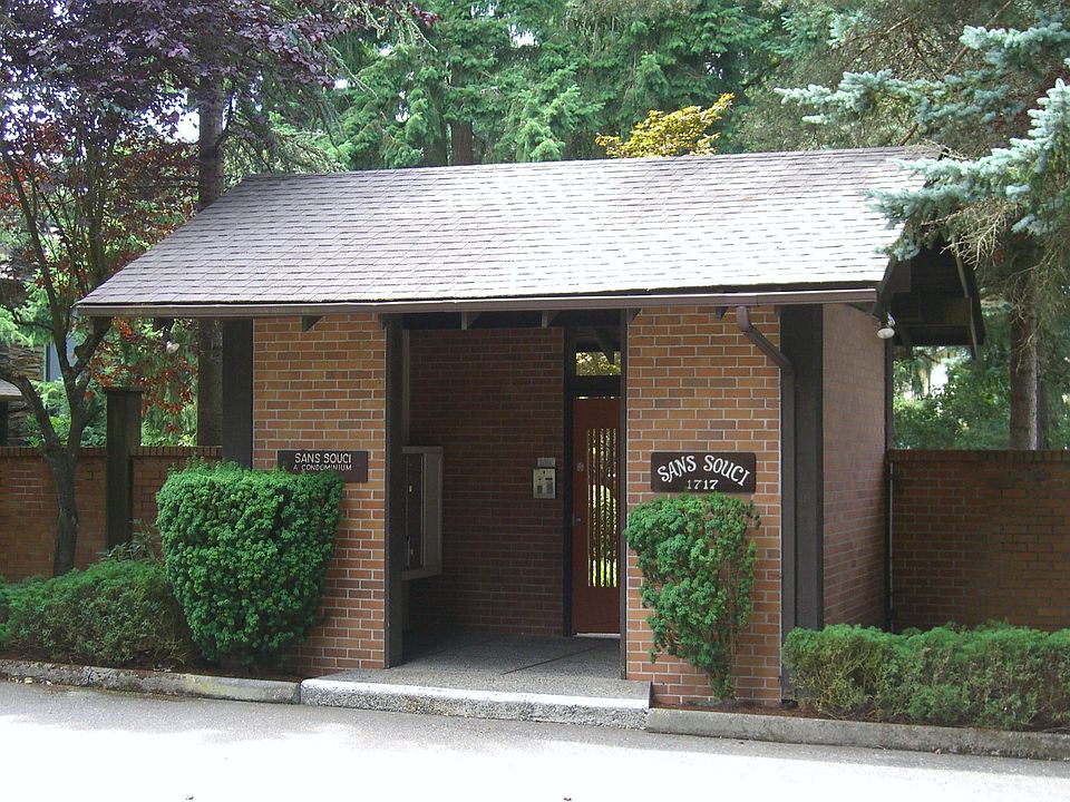 1st image of 1717 150th Ave SE APT 17