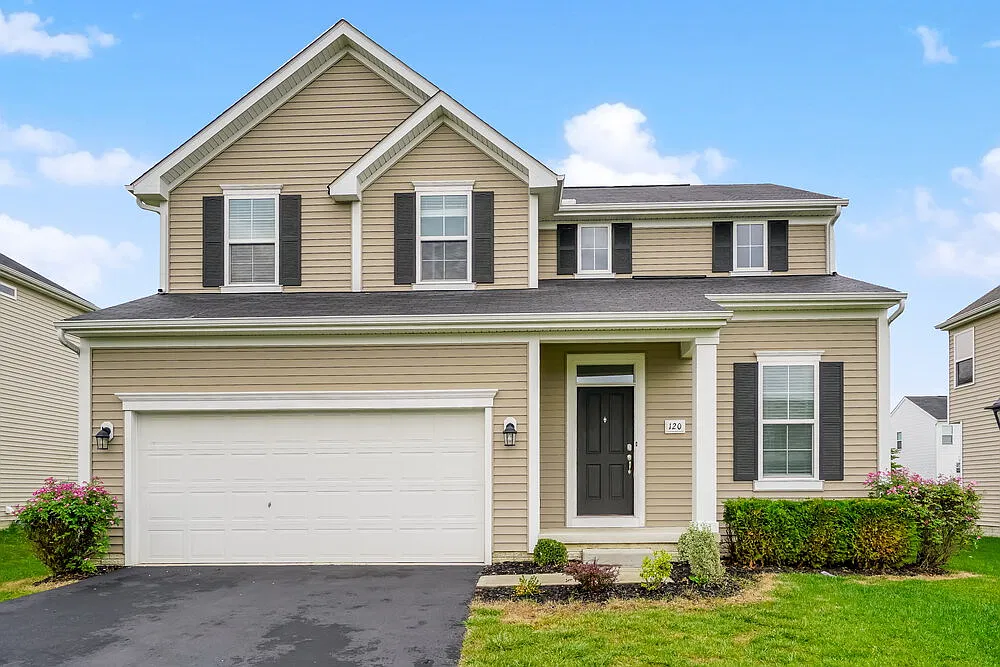 3 bed, 2.5 bath, 1752 sqft, $2,645 — Photo 1
