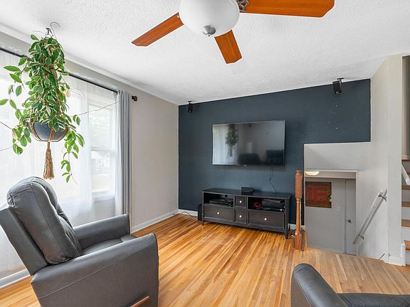5th image of 2810 Oak St