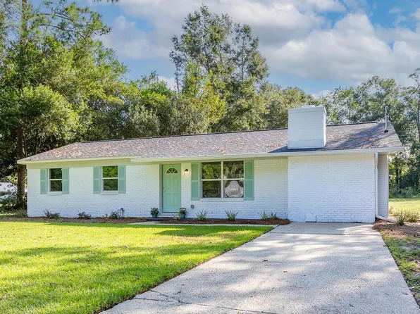 9401 Liska Dr, Tallahassee, FL 32305