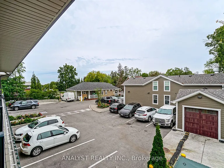 10425 Islington Ave #218 — Photo 29