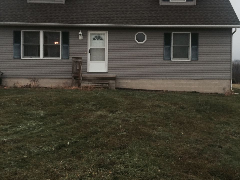 2nd image of 15100 Holmes Rd