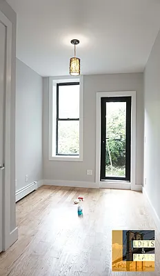 Rented by Lofts and Flats LLC | media 25