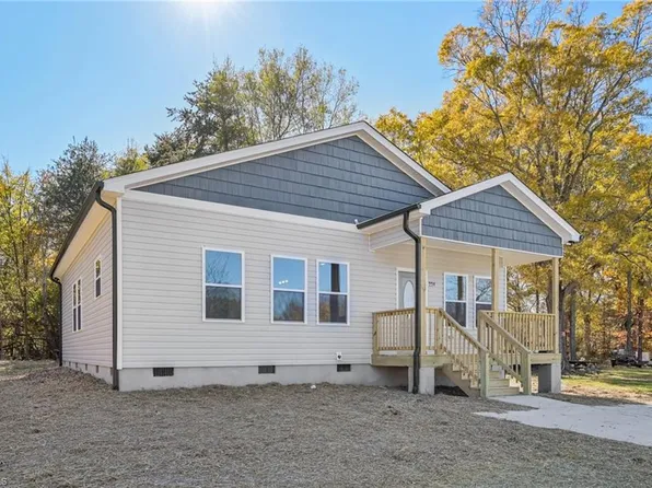 234 Foster St, Burlington, NC 27217