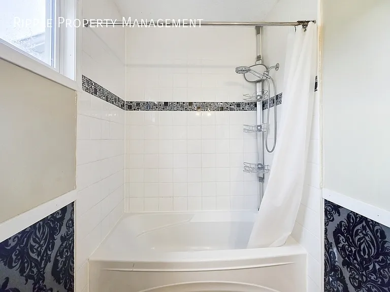 5425 Pensacola Cres SE #28 — Photo 24