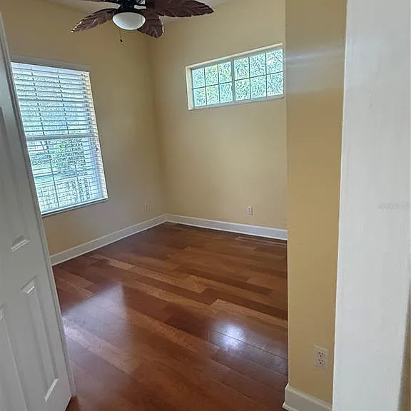 3132 Connemara Dr — Photo 9