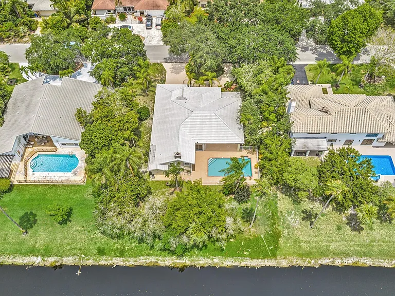 10434 NW 6th Ct — Photo 73