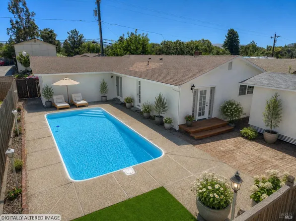 498 Mill Street, Willits, CA 95490