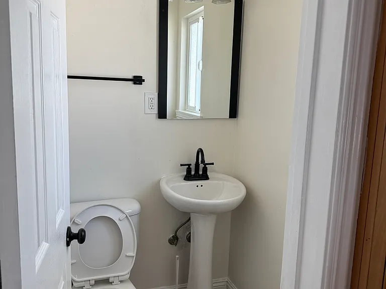 14613 Piuma Ave — Photo 14