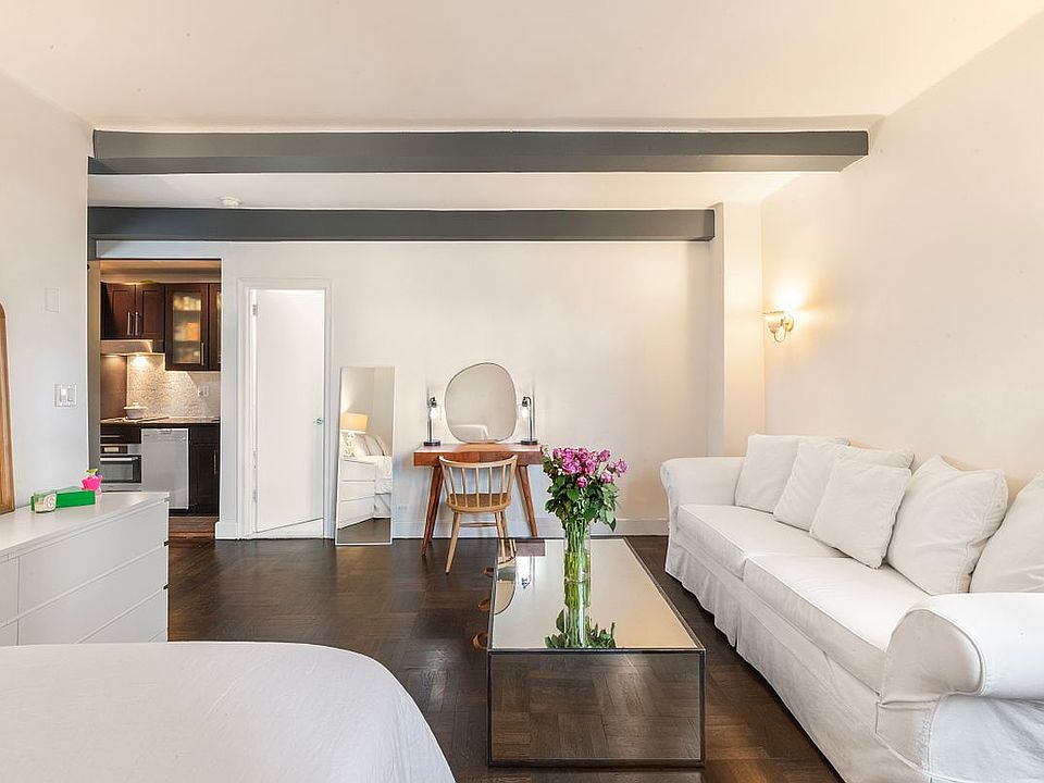 2nd image of 24 5th Ave APT 1225