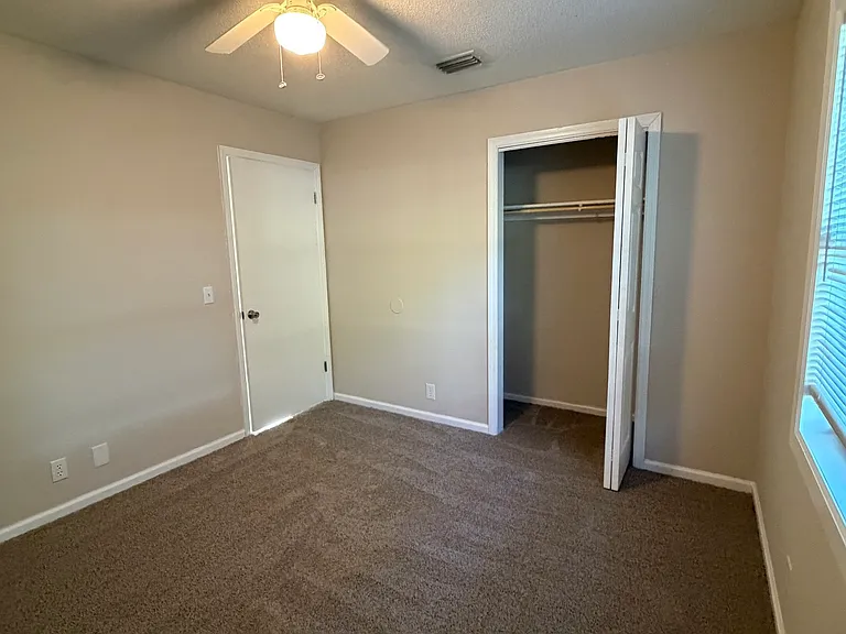 107 Pineneedle Cir — Photo 26