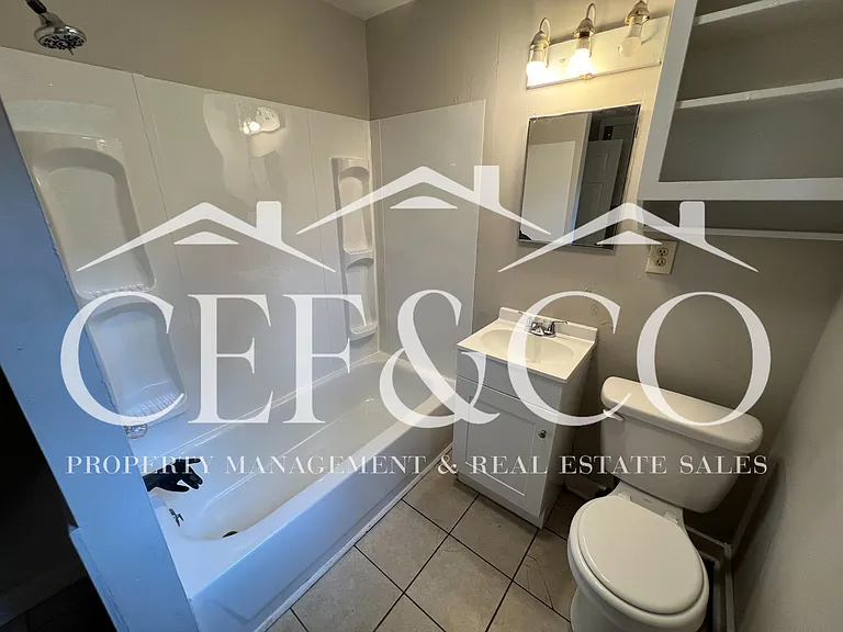 306 Westview Blvd — Photo 6
