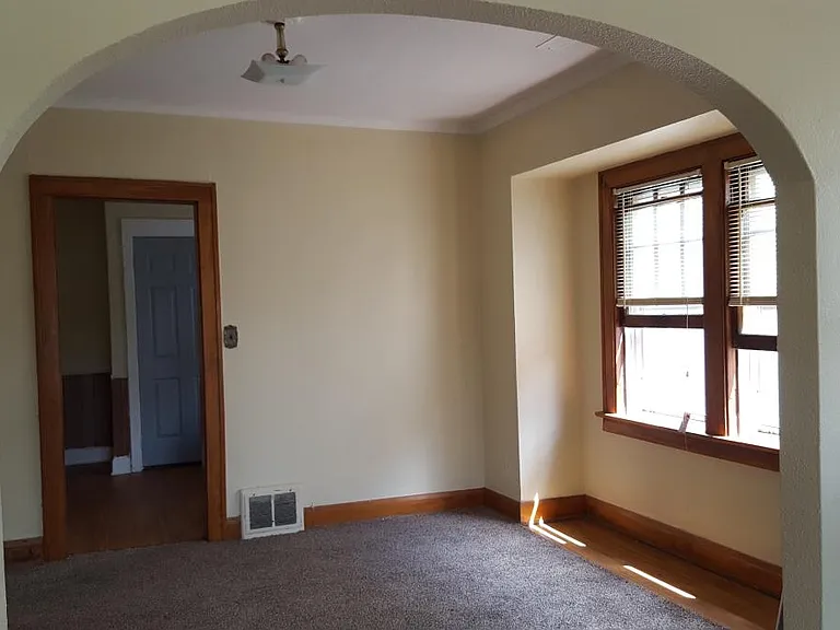 1840 Cone St — Photo 6
