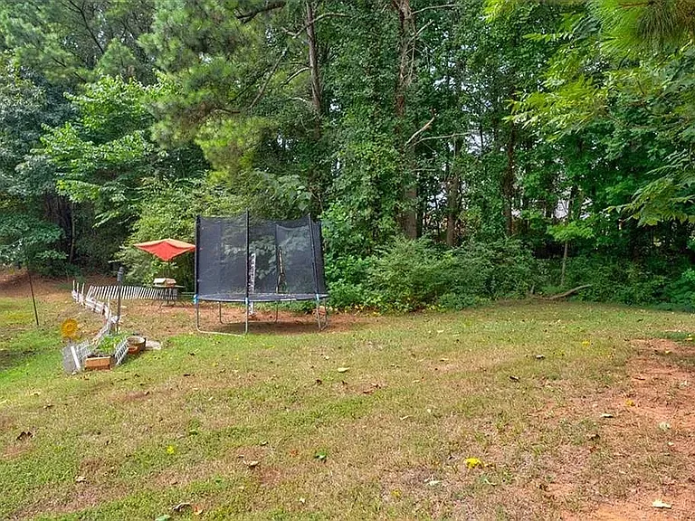 380 Simonton Crest Dr — Photo 37