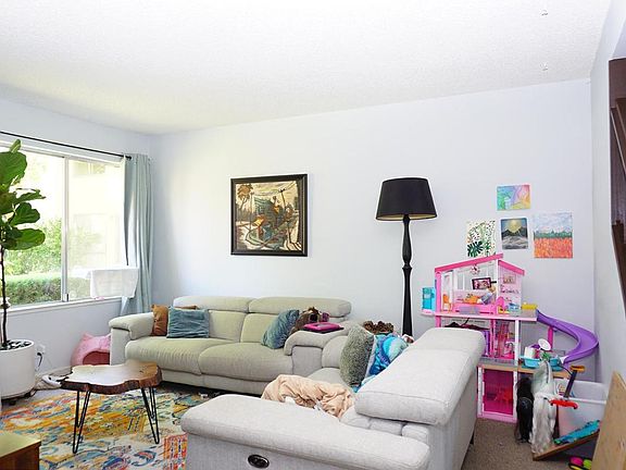 4th image of 6070 Elmbridge Dr
