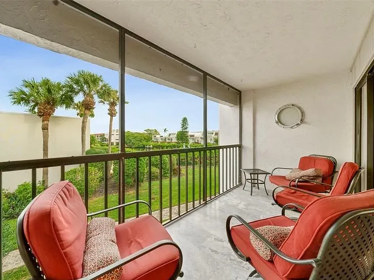 3801 E Bay Dr #110 — Photo 21