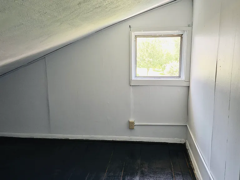 12 Cliff St #2 — Photo 6