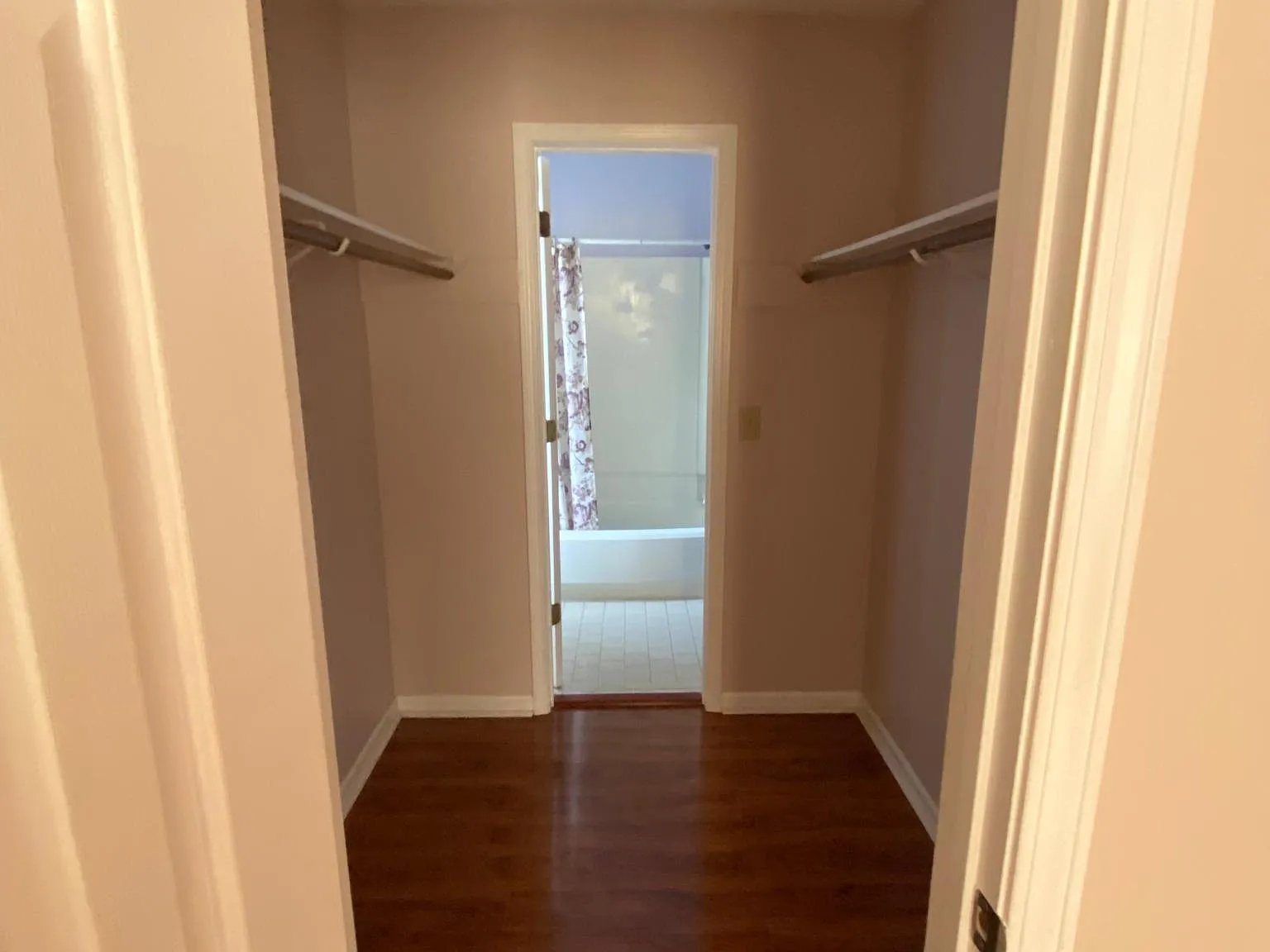 2 bed, 1143 sqft, $1,600 — Photo 4