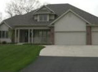 18405 Lima Rd, Huntertown, IN 46748