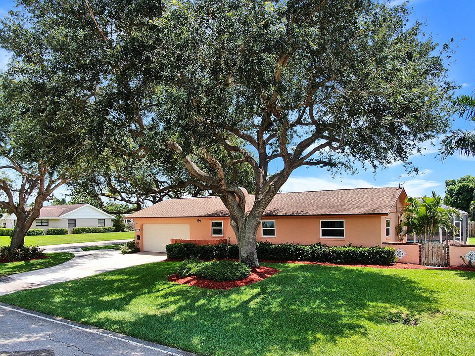 8230 Pine Tree Ln, Lake Clarke Shores, FL 33406 Zillow