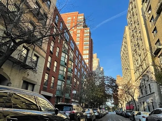 Sold by Island Advantage Realty | media 22