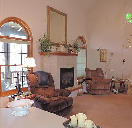 3rd image of 8115 Fairway Dr