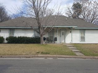 817 S Rusk St, Sherman, TX 75090