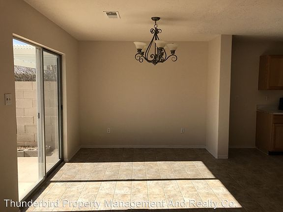 3rd image of 11220 Campo Del Sol Ave NE