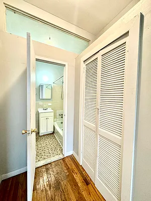 Rented by Pear NYC LLC | media 30