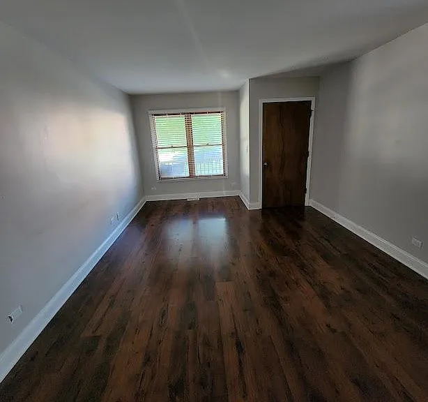 214 N Bothwell St #1 — Photo 3