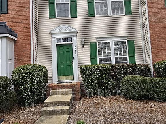 4th image of 9805 Mallard Glen Dr