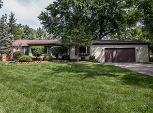 31766 Alameda Dr, Farmington Hills, MI 48336
