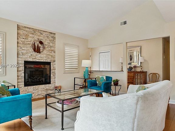 4th image of 125 Shipyard Dr APT 198
