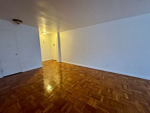 4th image of 6311 Queens Blvd APT B8
