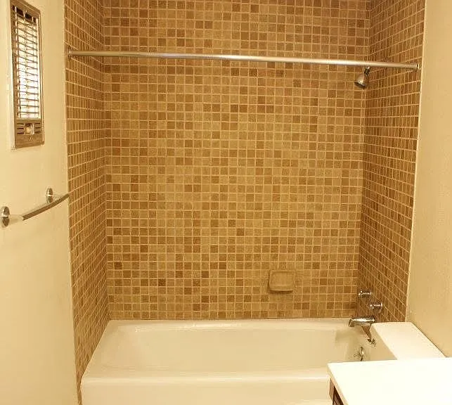 1300 Cardinal Dr #A — Photo 10