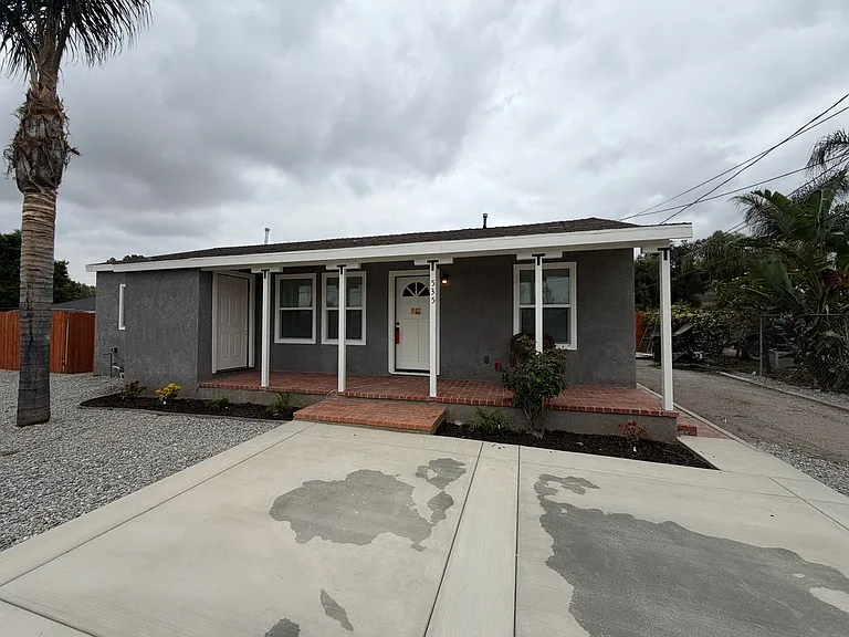 535 Jackson St — Photo 1