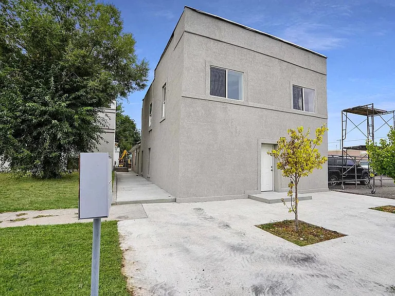1230 Miller Ave #3 — Photo 8